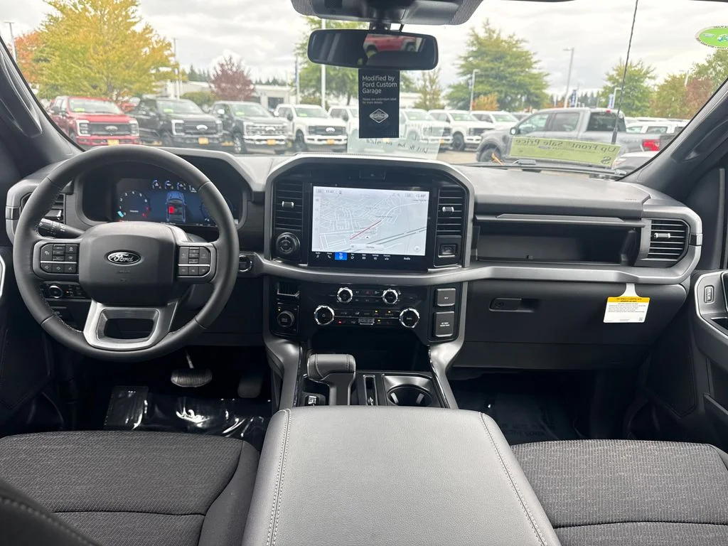 New 2026 Blue Ford XLT image 3