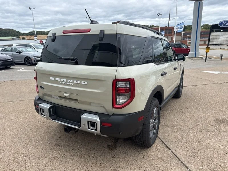 New 2025 Desert Sand Ford Big Bend® image 7