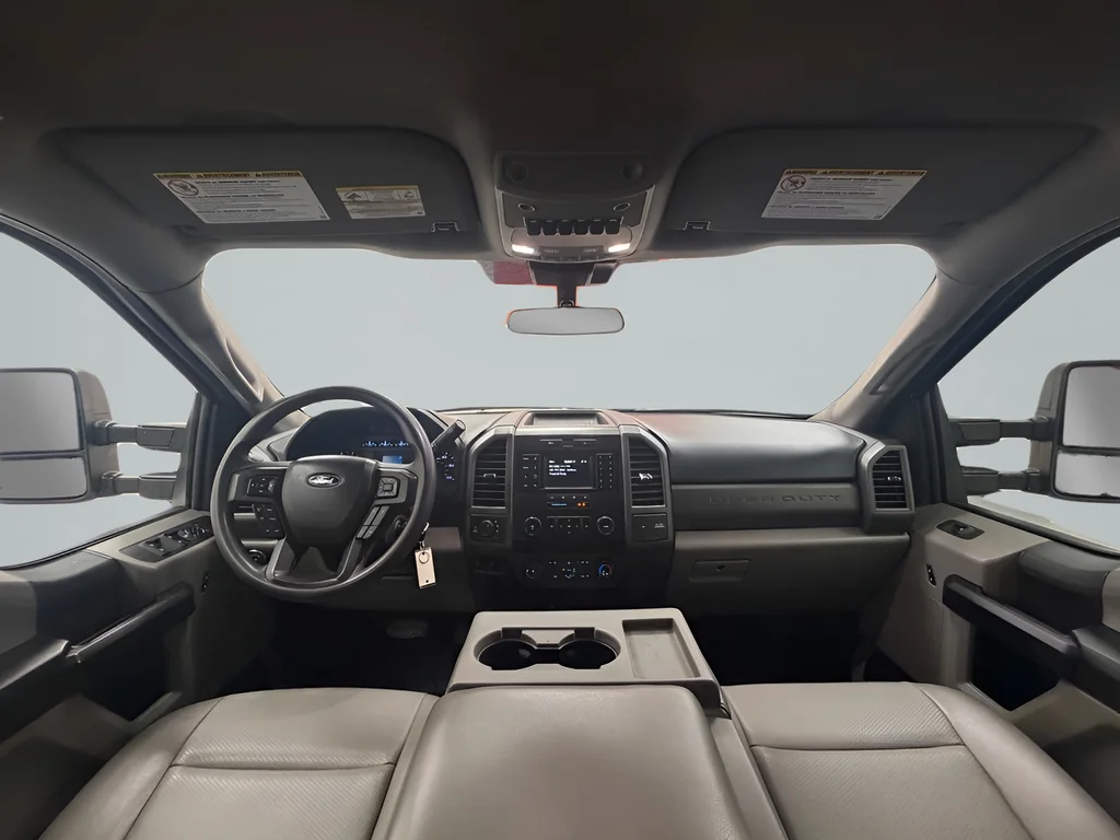 Used 2021 White Ford XL image 9