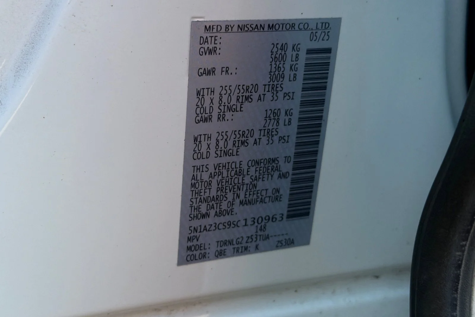 Used 2025 Everest White Pearl Tricoat Nissan SL image 28