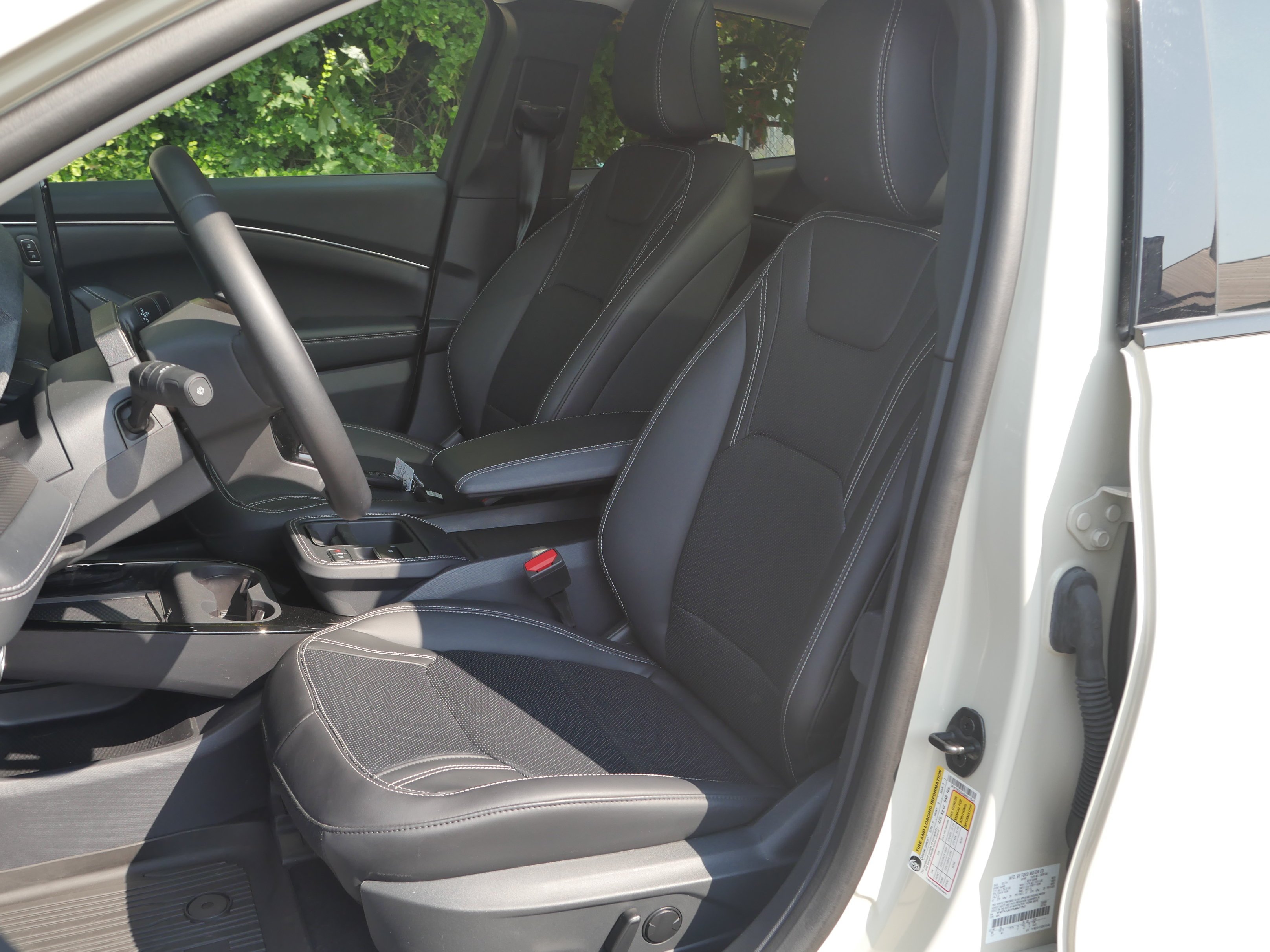 Used 2025 Desert Sand Ford Premium image 36