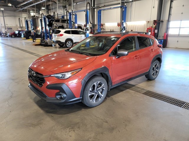 Used 2024 Pearl Subaru Premium image 3