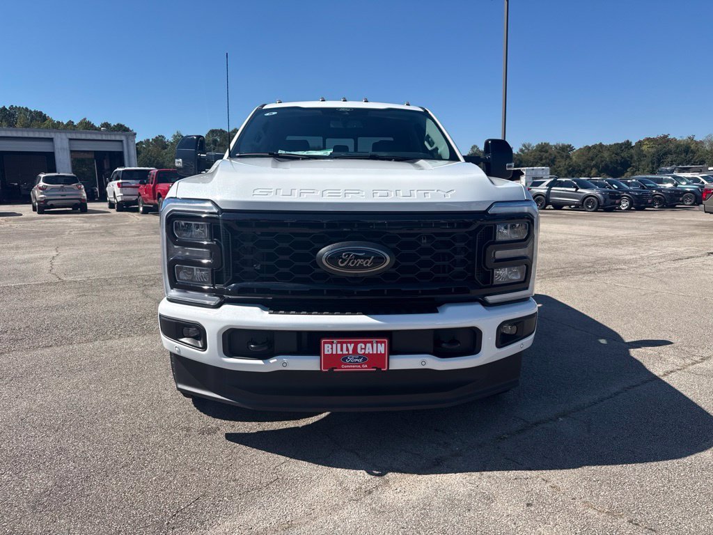 New 2026 Star White Metallic Tri-Coat Ford F-250® Lariat® image 3