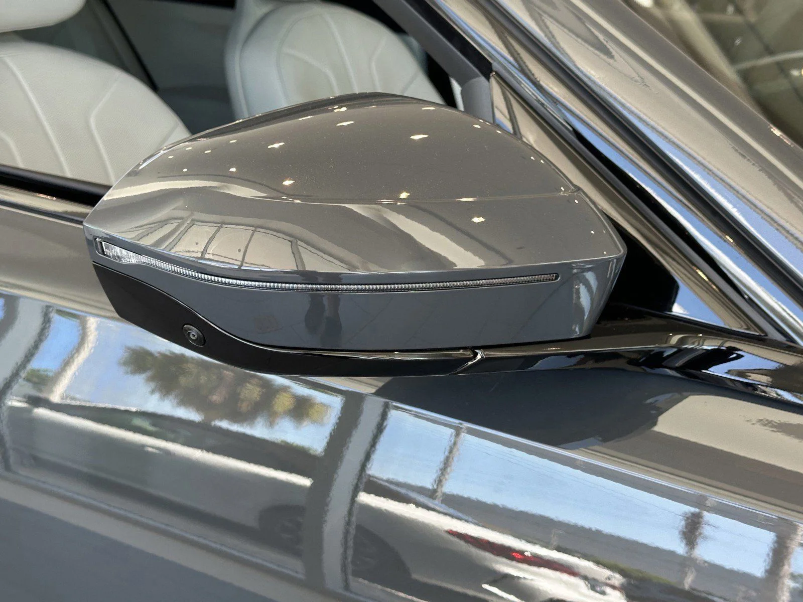 New 2026 Dravit Grey Metallic BMW 760i xDrive image 15