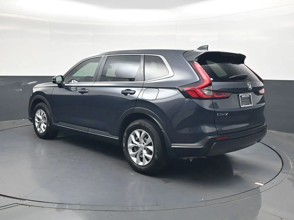 Used 2025 Meteorite Gray Metallic Honda LX image 6