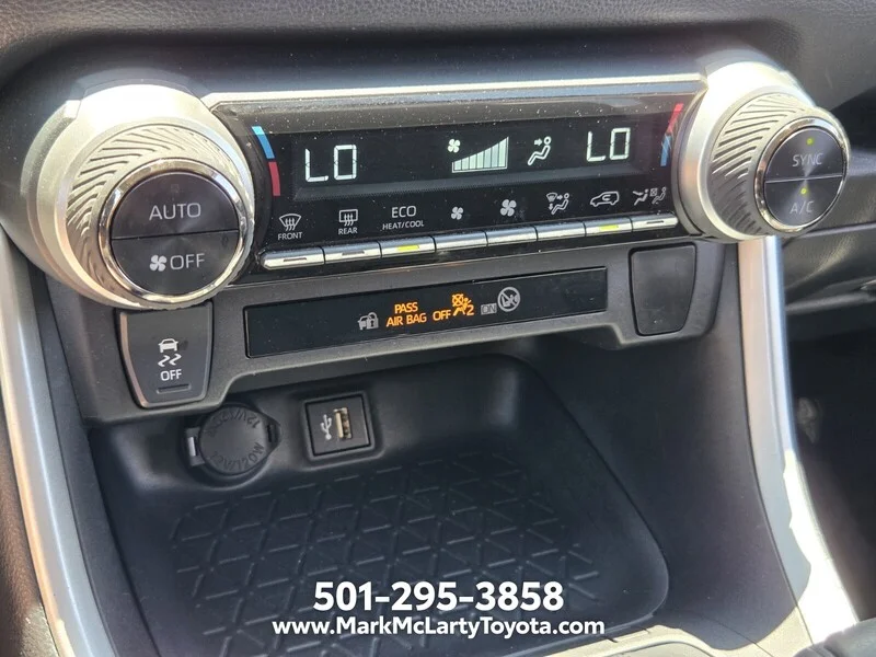 Used 2024 Silver Sky Metallic TOYOTA HYBRID LE AWD image 20