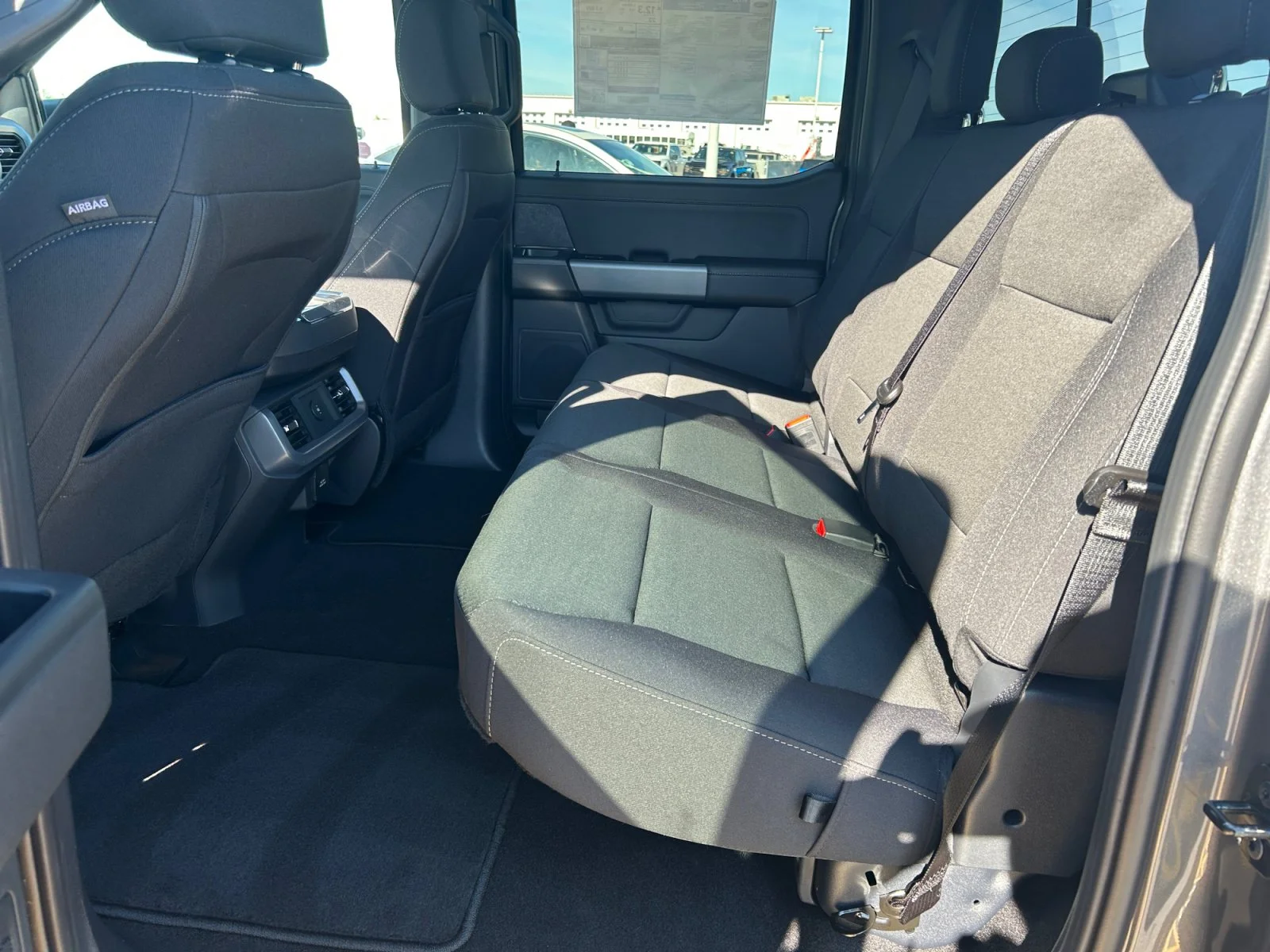 New 2026 Carbonized Grey Metallic Ford XLT image 18