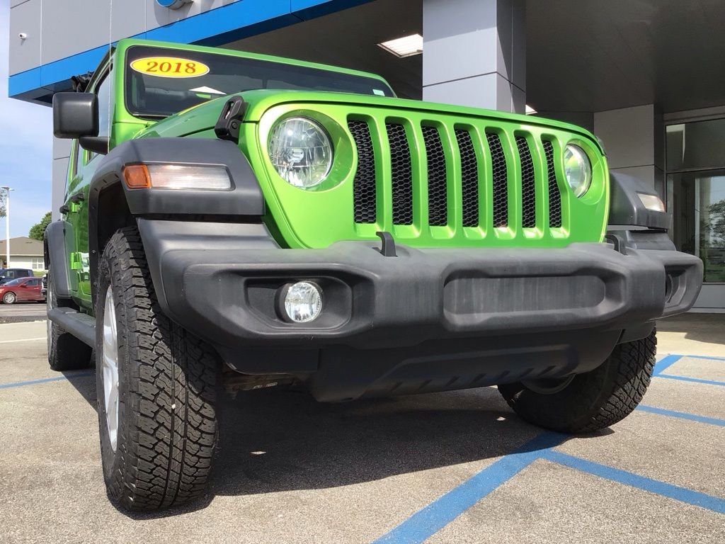 Used 2018 Green Jeep Unlimited Sport S image 44
