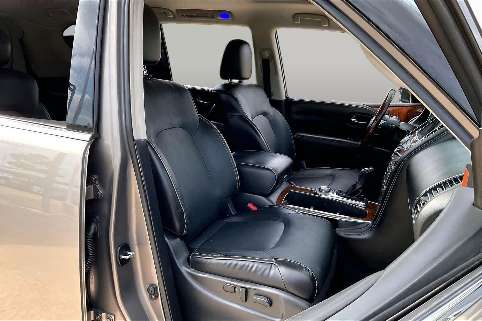 Used 2019 Smoky Quartz INFINITI LUXE image 9