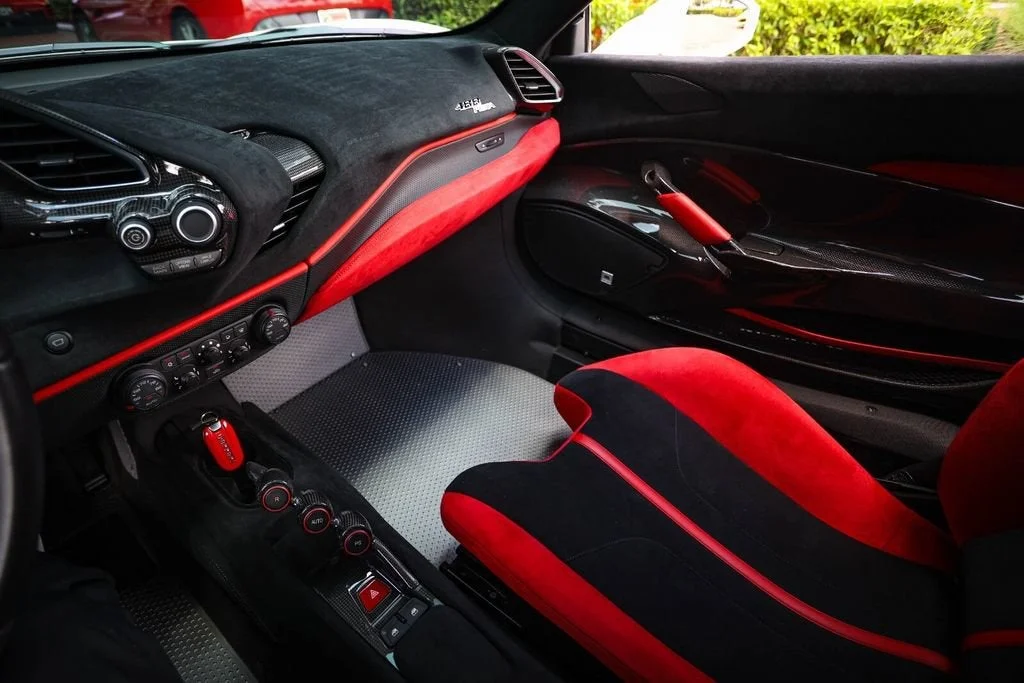 Certified Used 2019 Bianco Italia Ferrari Base image 38
