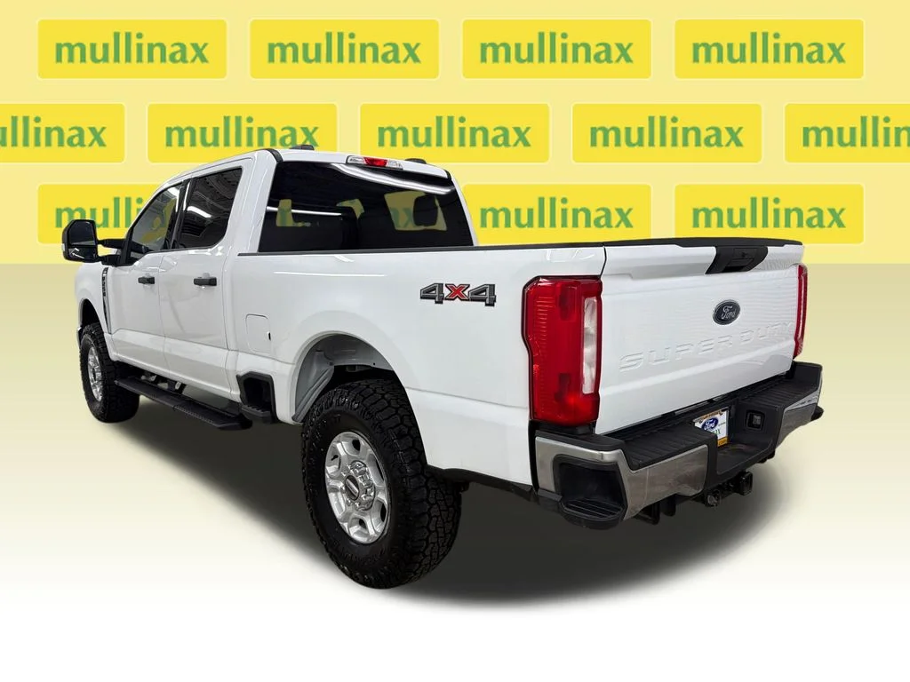 Used 2025 White Ford XLT image 9