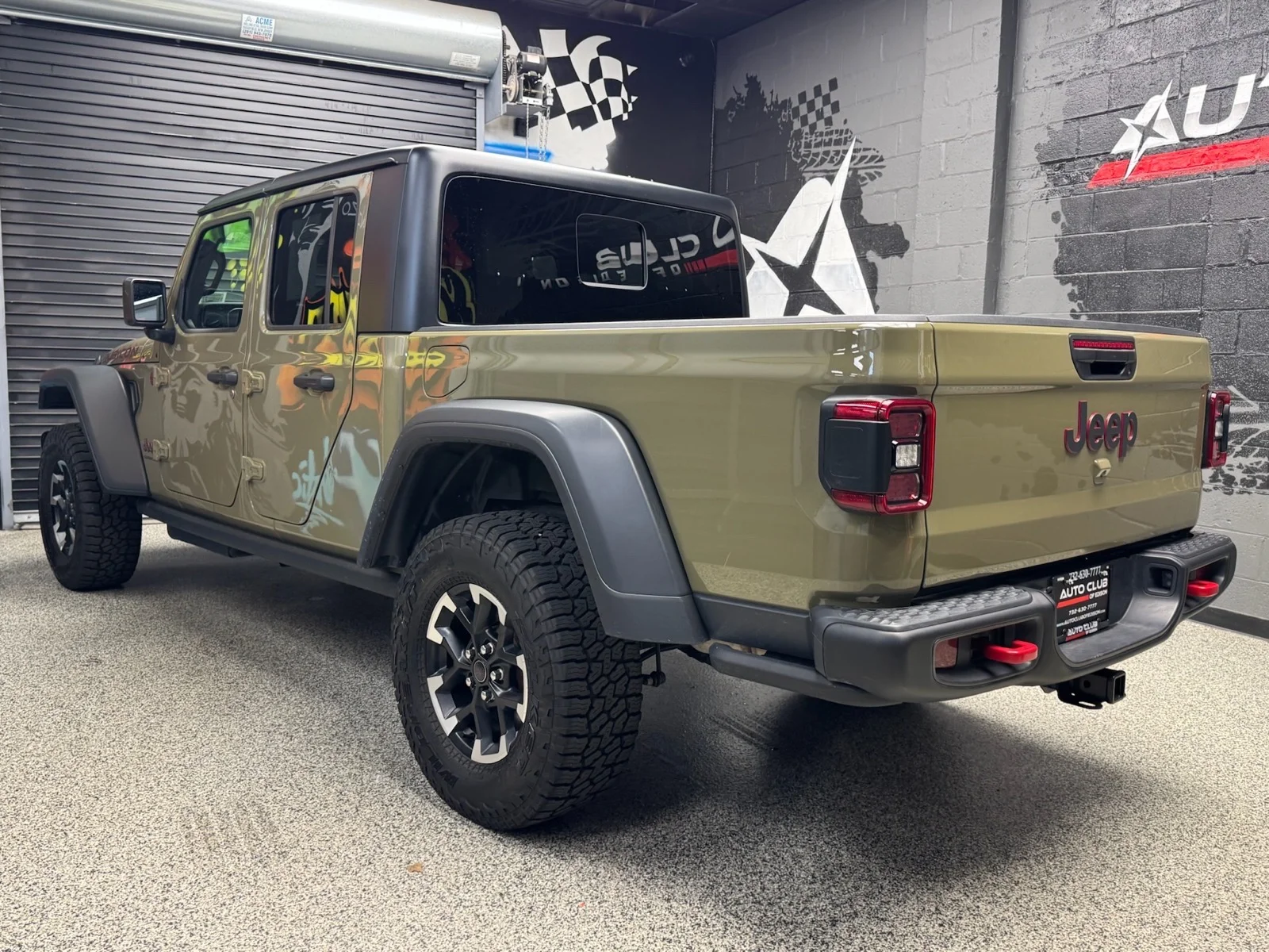 Used 2026  Jeep Rubicon image 4