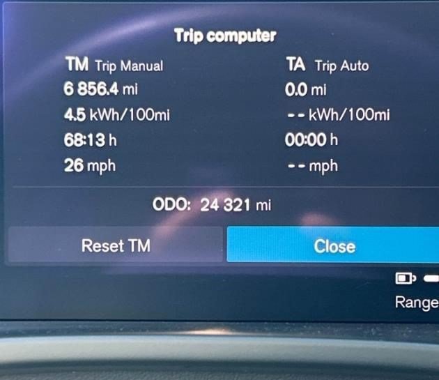 Used 2023 Crystal White Volvo Ultimate image 3