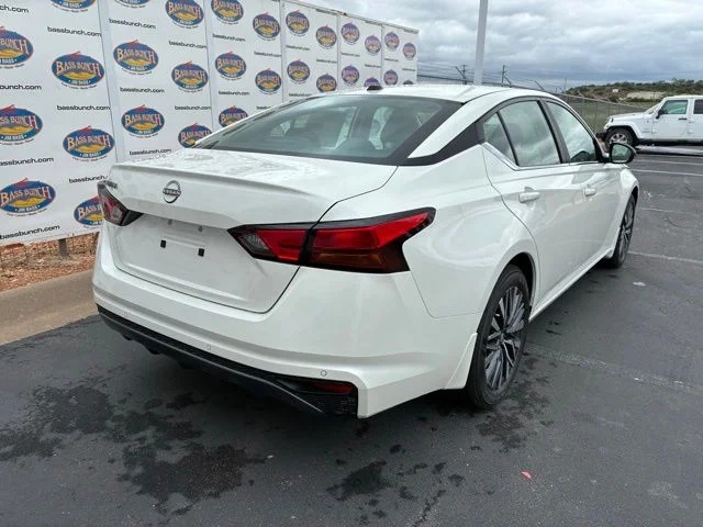 New 2026 Pearl White TriCoat Nissan SV image 4