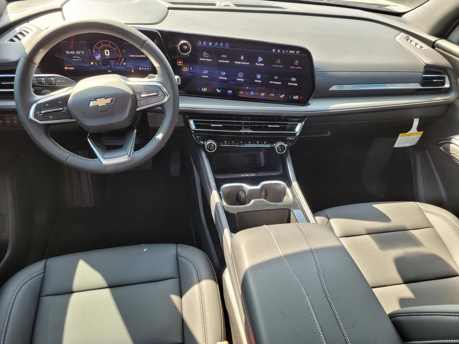 2027 Chevrolet Traverse LT - Photo 12