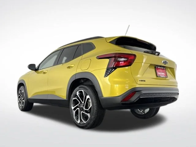 Used 2025 Yellow Chevrolet 2RS image 14