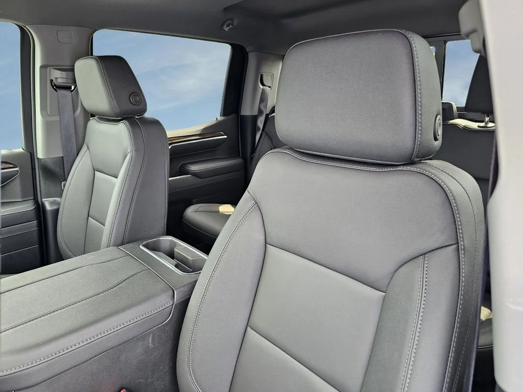 Used 2026 Black Chevrolet RST image 19