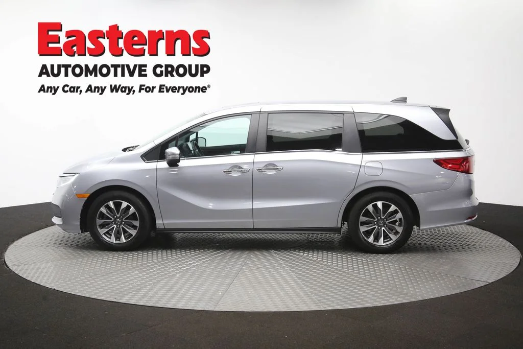 Used 2023 Silver Honda EX-L image 62