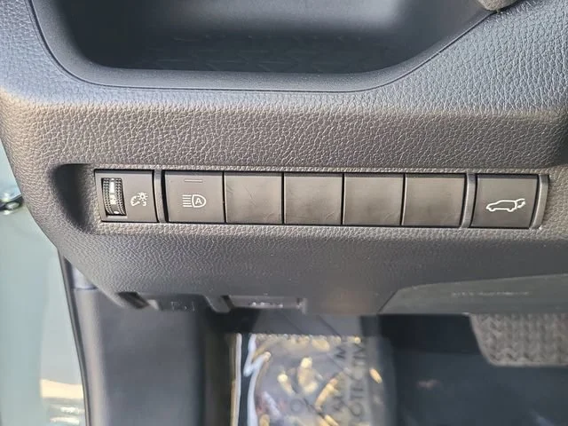 Used 2023 Green Toyota XLE image 23