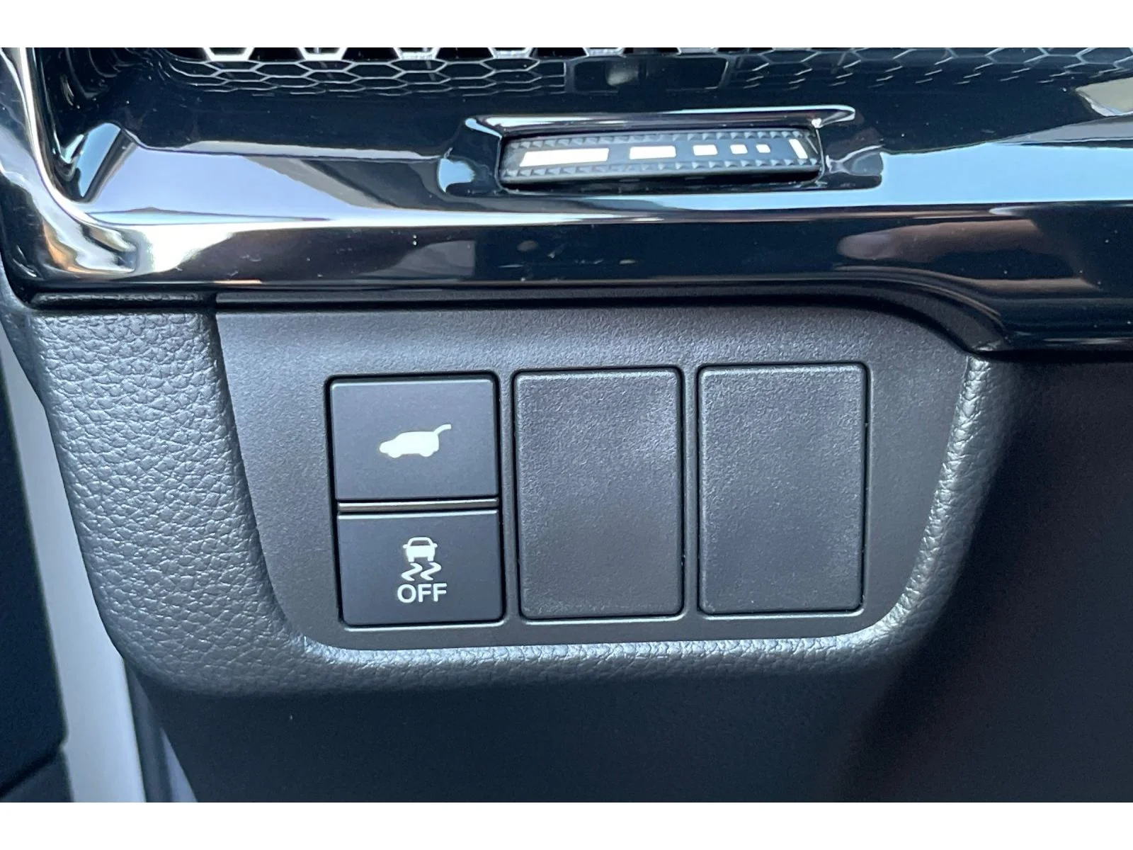 Used 2023 Platinum White Pearl Honda Sport Touring image 41
