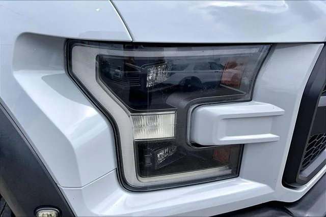 Used 2017 White Ford Raptor image 28