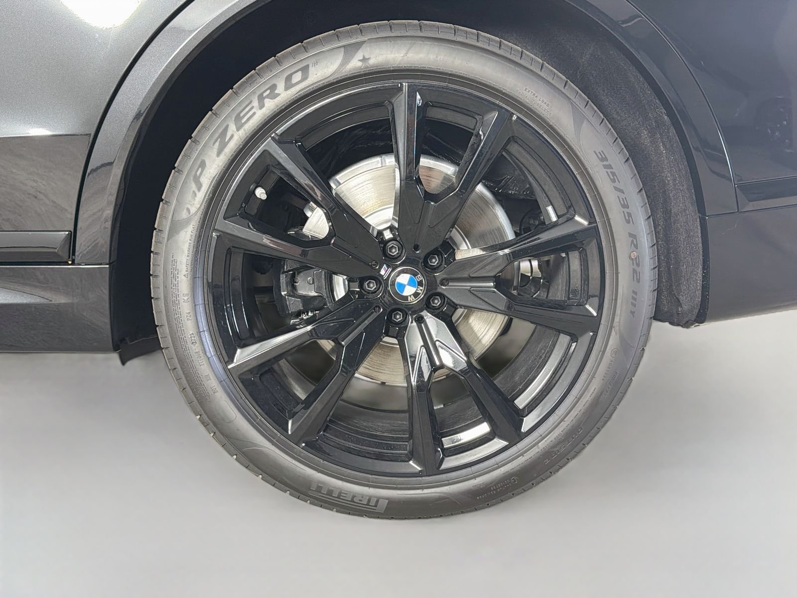 New 2027 Black Sapphire Metallic BMW xDrive40i image 34