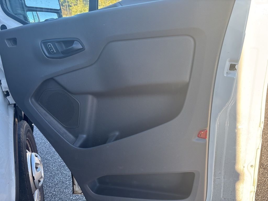 Used 2023 Oxford White Ford Base image 21