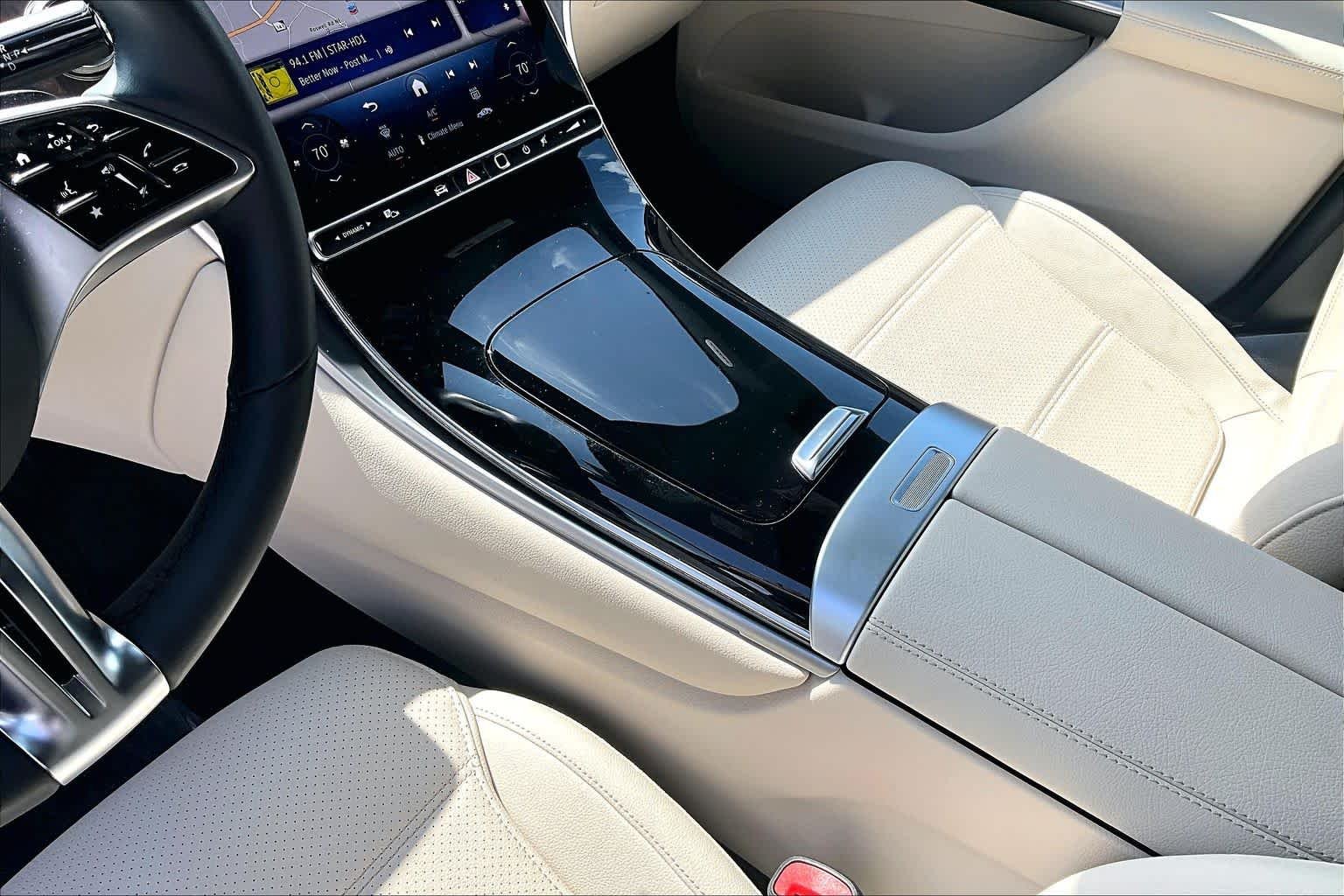 Used 2026 Polar White Mercedes-Benz GLC 300 image 17