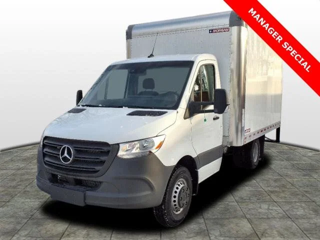 2023 Mercedes-Benz Sprinter 3500 Cab Chassis 144 WB