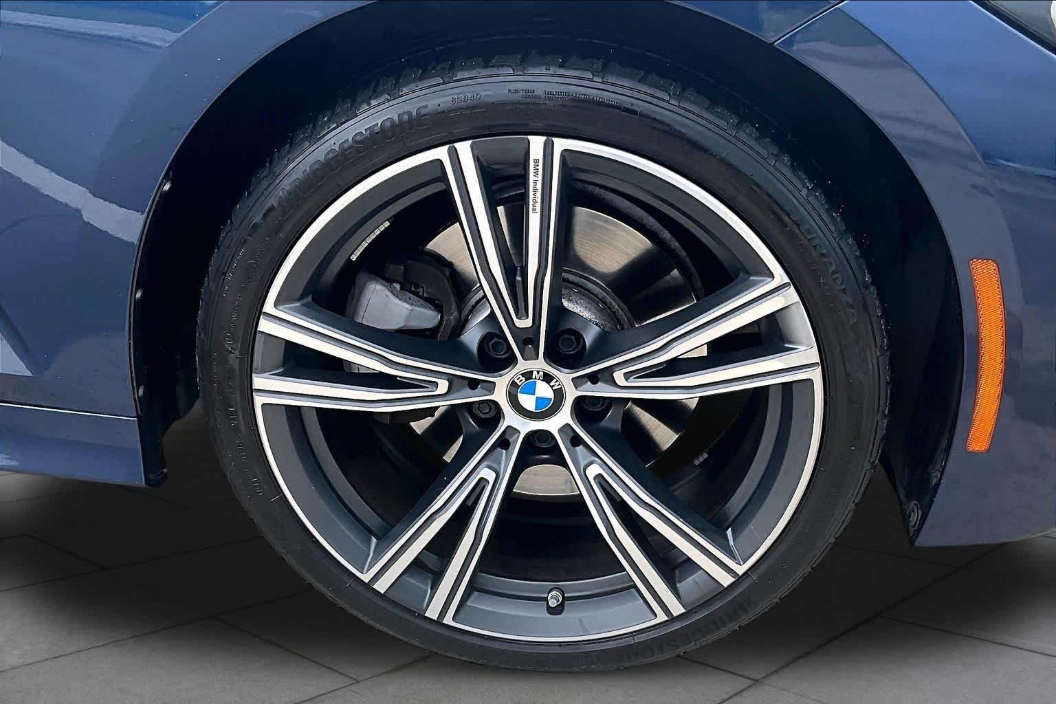 Used 2023 Phytonic Blue Metallic BMW 330i image 10