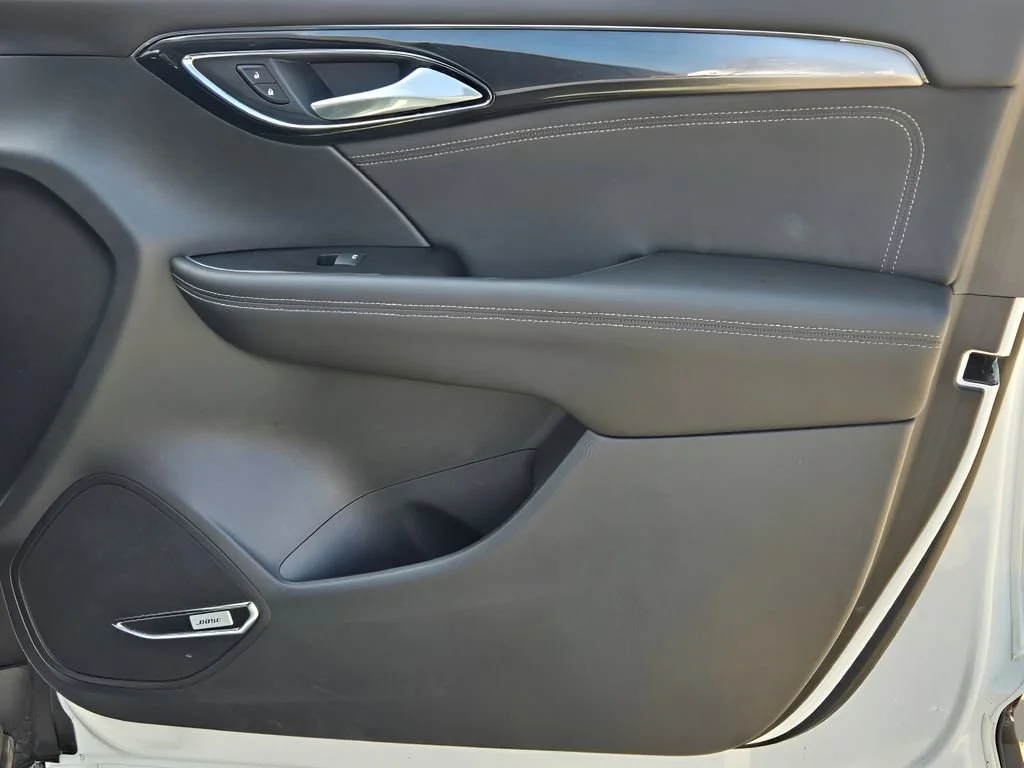 2025 Buick Envision Preferred - Photo 11