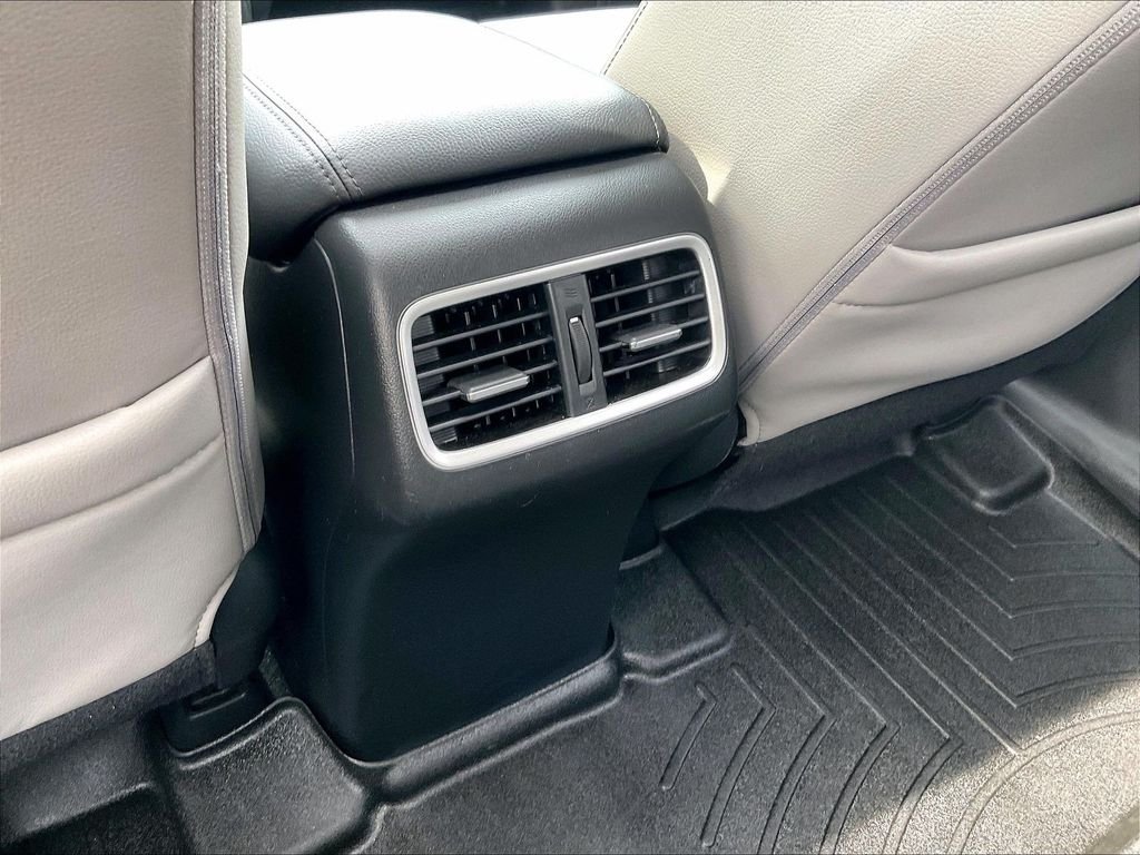 Used 2016 Red Honda EX-L image 28