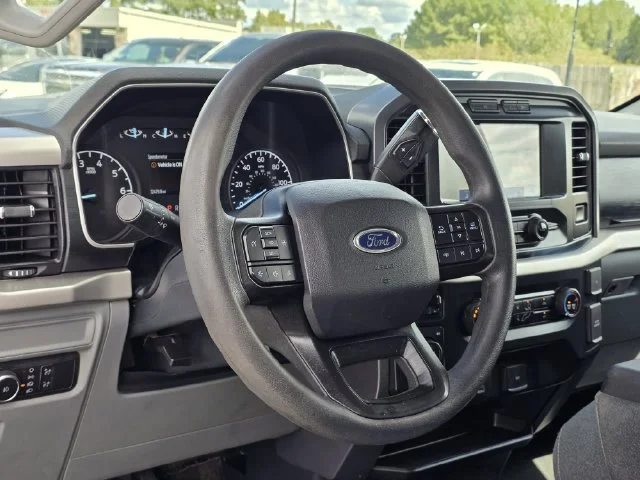 Used 2021 White Ford XLT image 27
