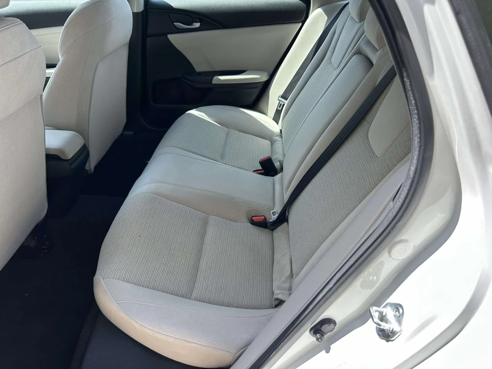 Certified Used 2022 Platinum White Pearl Honda EX image 8