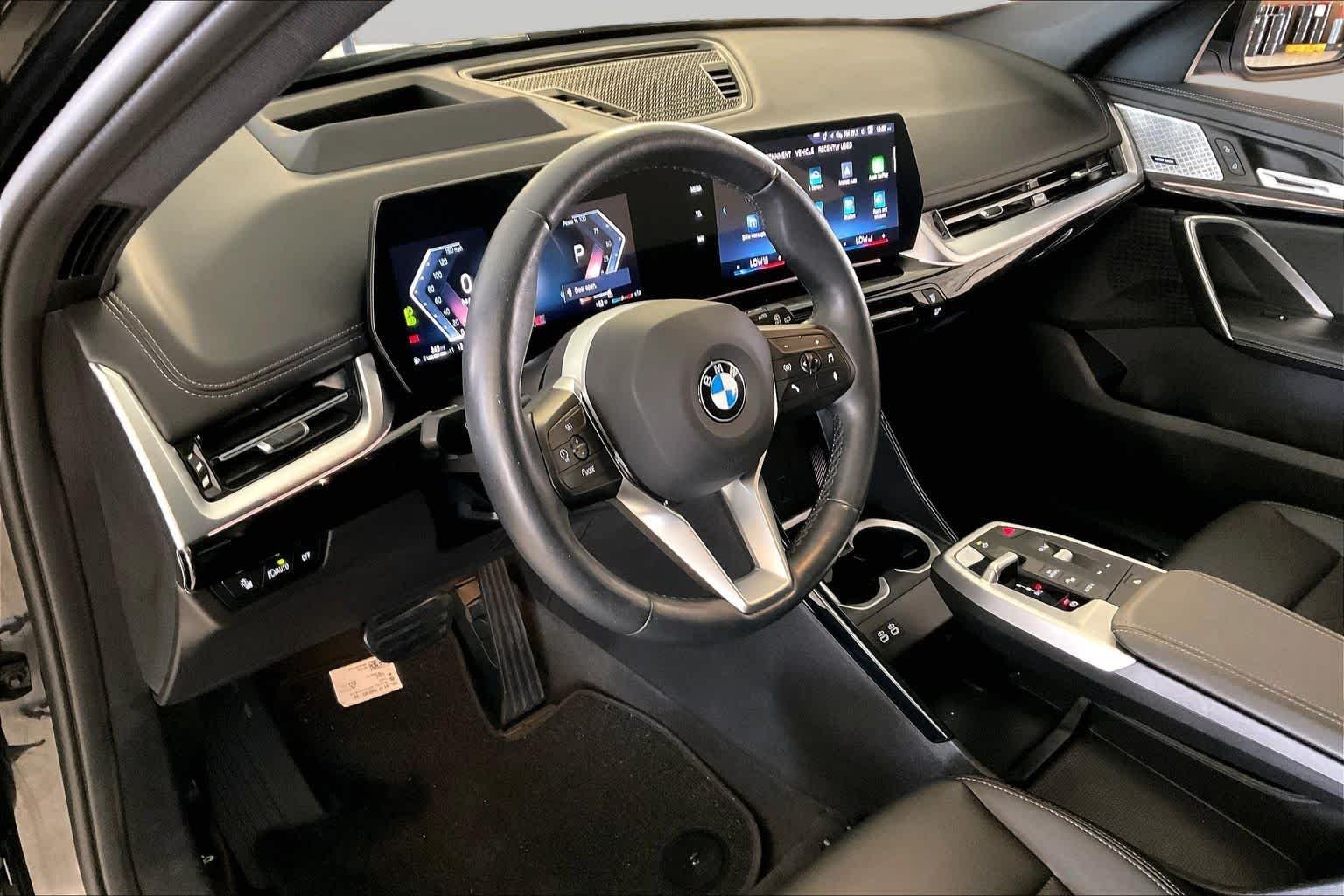 Used 2025 BLACK BMW xDrive28i image 16