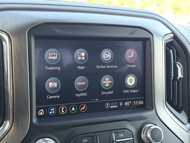 Used 2022 Blue GMC Denali image 38