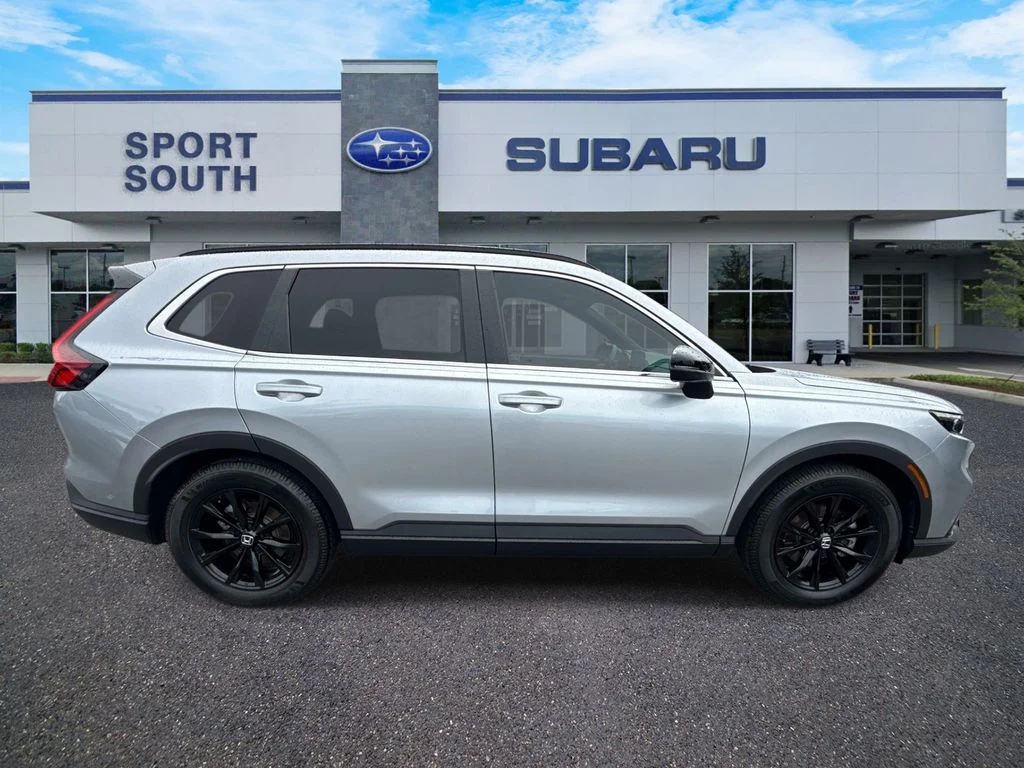 Used 2024  Honda Sport image 2