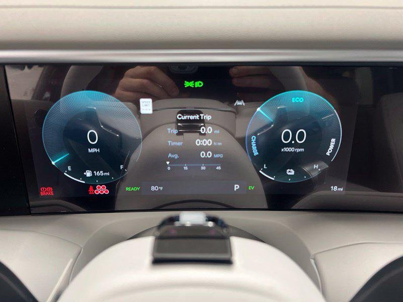 New 2027 Red Hyundai SEL Premium image 26