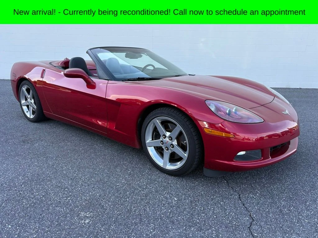 2005 Chevrolet Corvette Convertible's photo