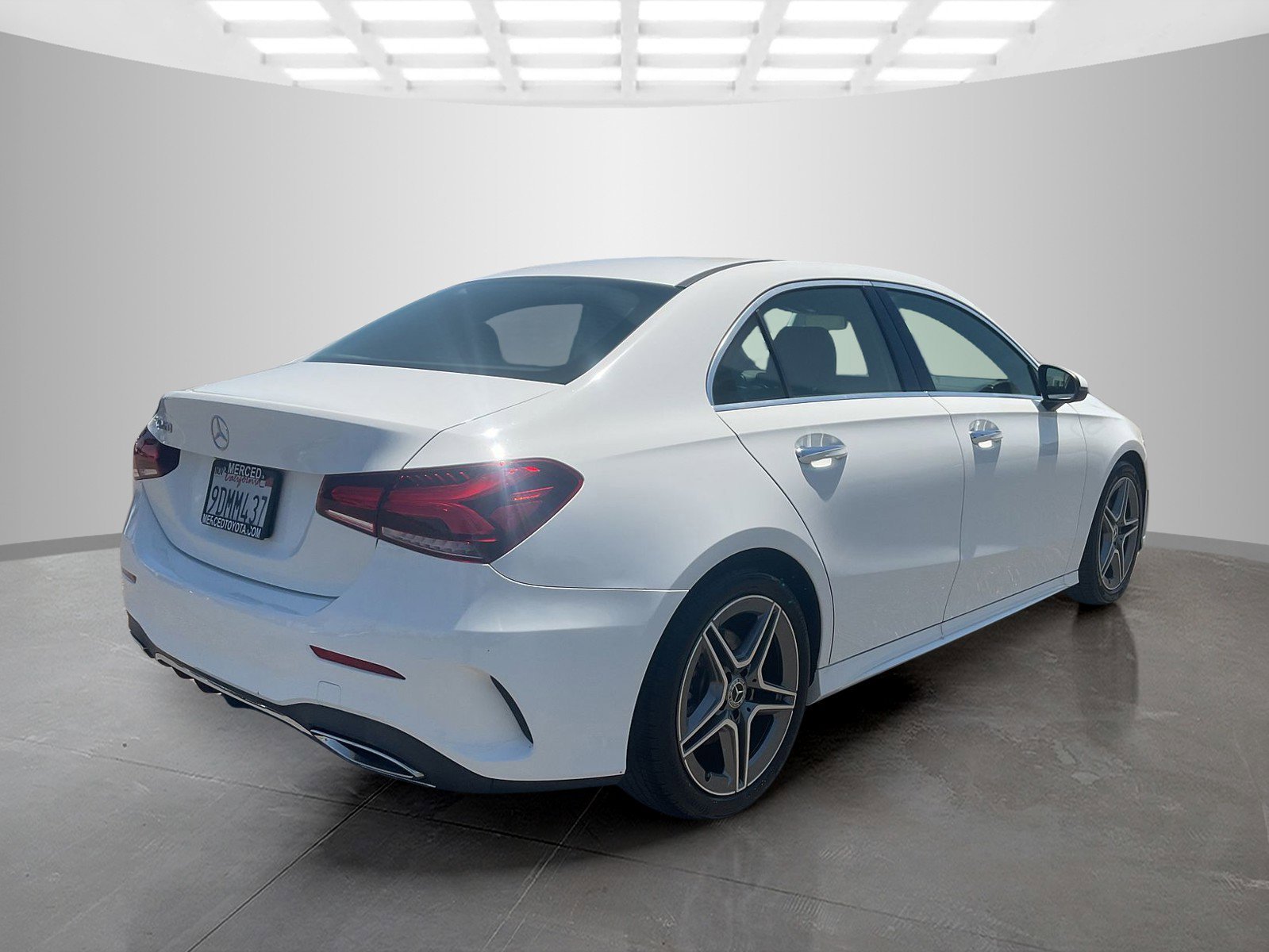 Used 2022 Polar White Mercedes-Benz A 220 image 5