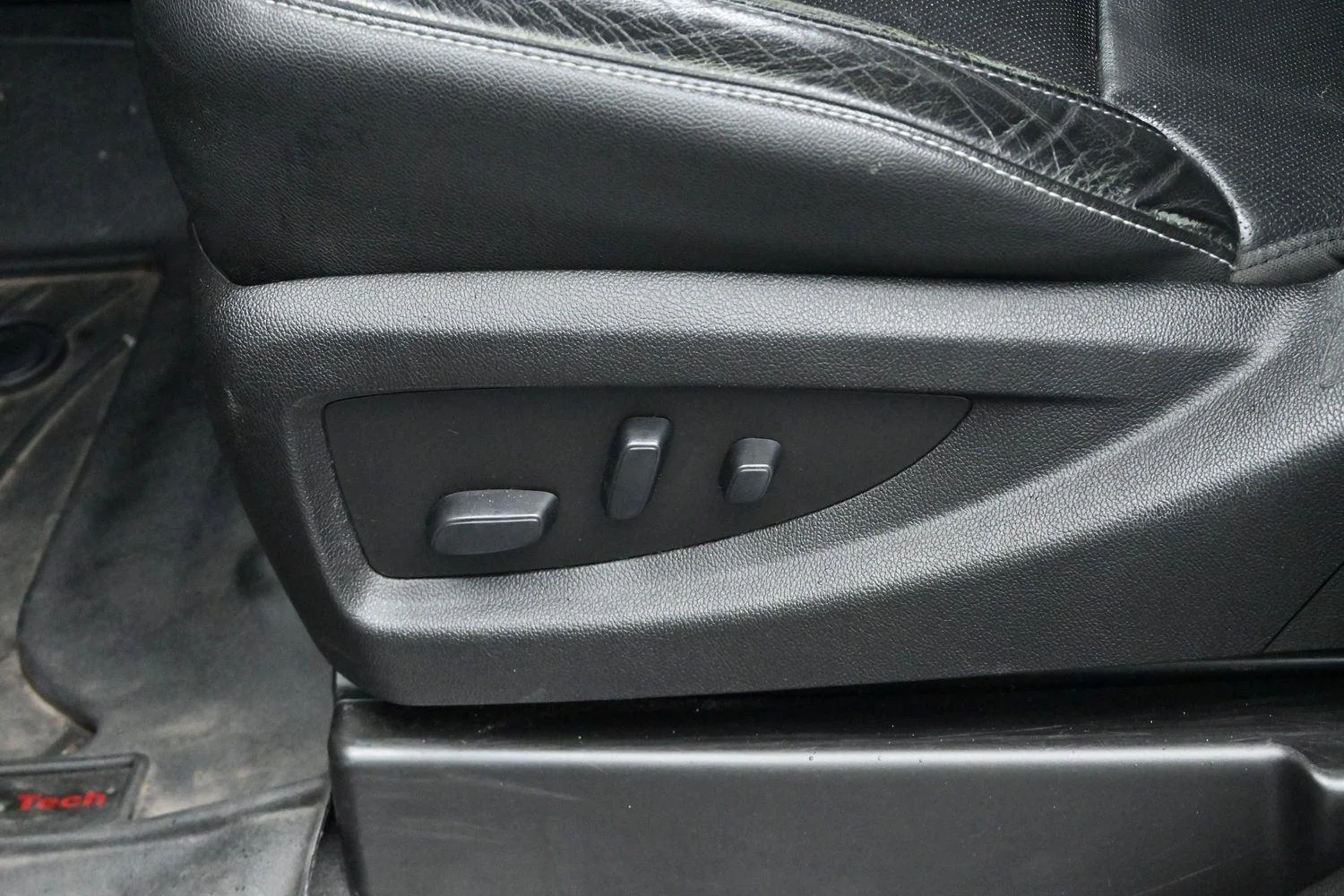 Used 2019 Black Chevrolet LTZ image 14