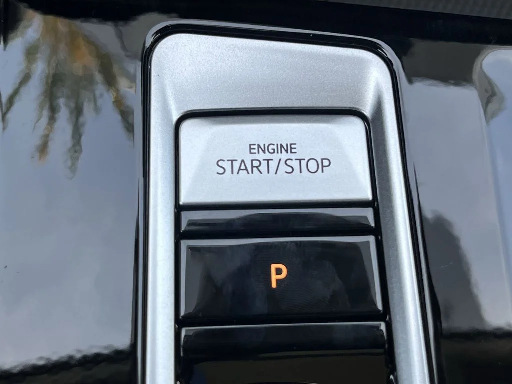New 2026 Green Volkswagen 2.0T SE w/Technology image 34