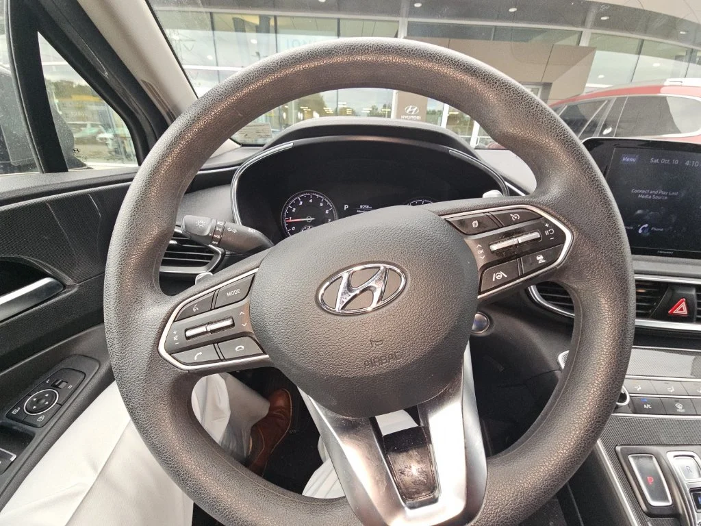 Used 2022 Gray Hyundai SEL image 19
