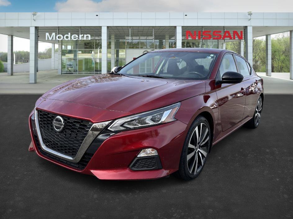 2022 Nissan Altima SR