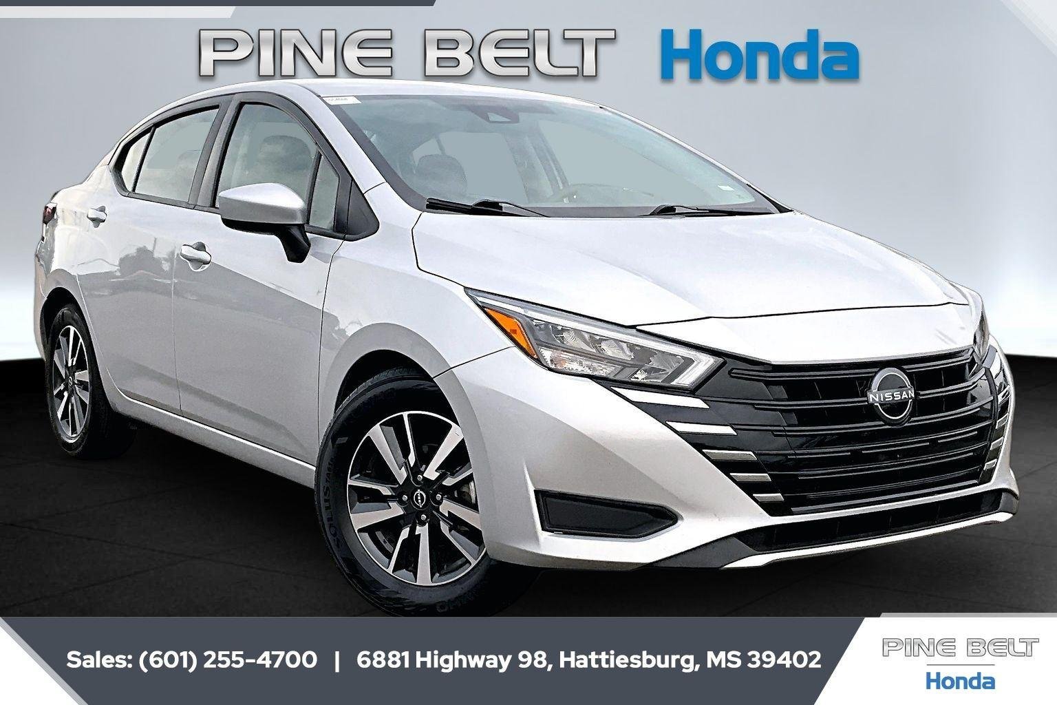 2025 Nissan Versa Sedan SV