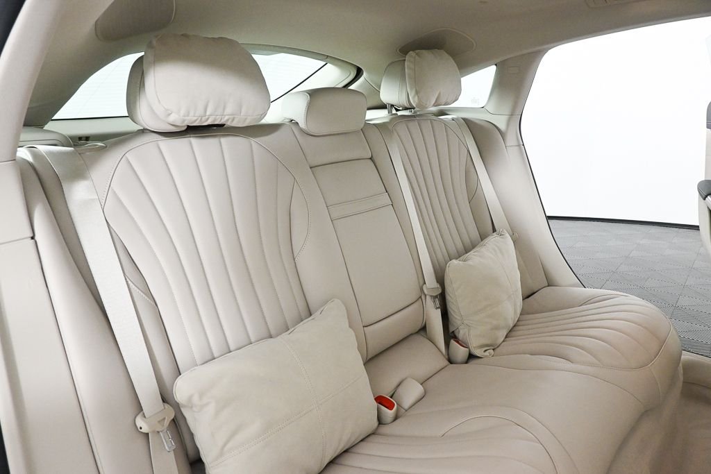Certified Used 2023 White Mercedes-Benz 450 image 20