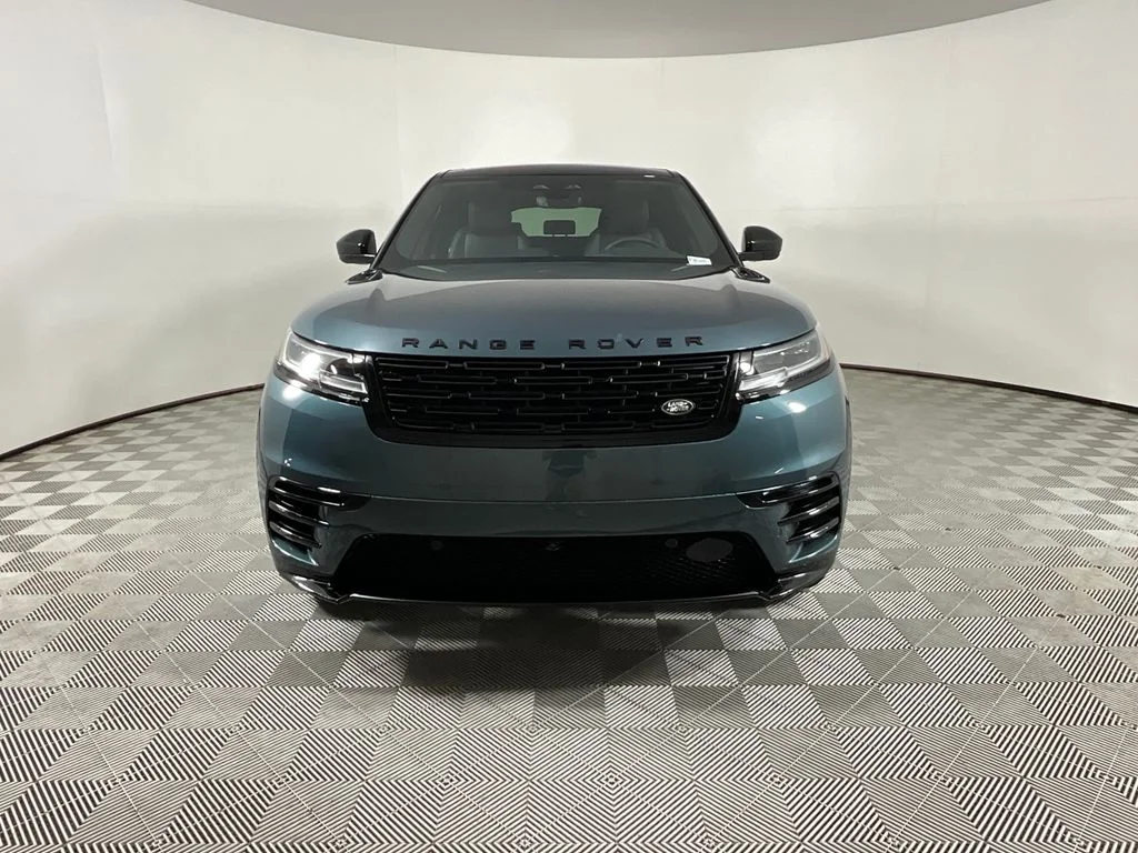 New 2026 Giola Green Land Rover Dynamic SE image 8