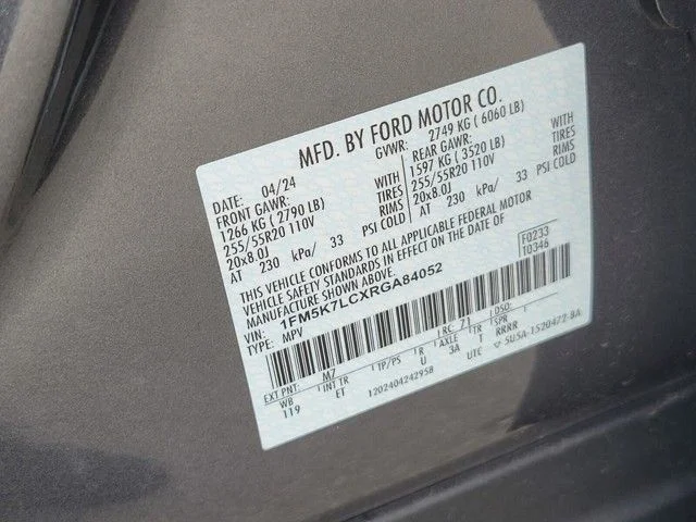 Used 2024 Gray Metallic Ford King Ranch image 18