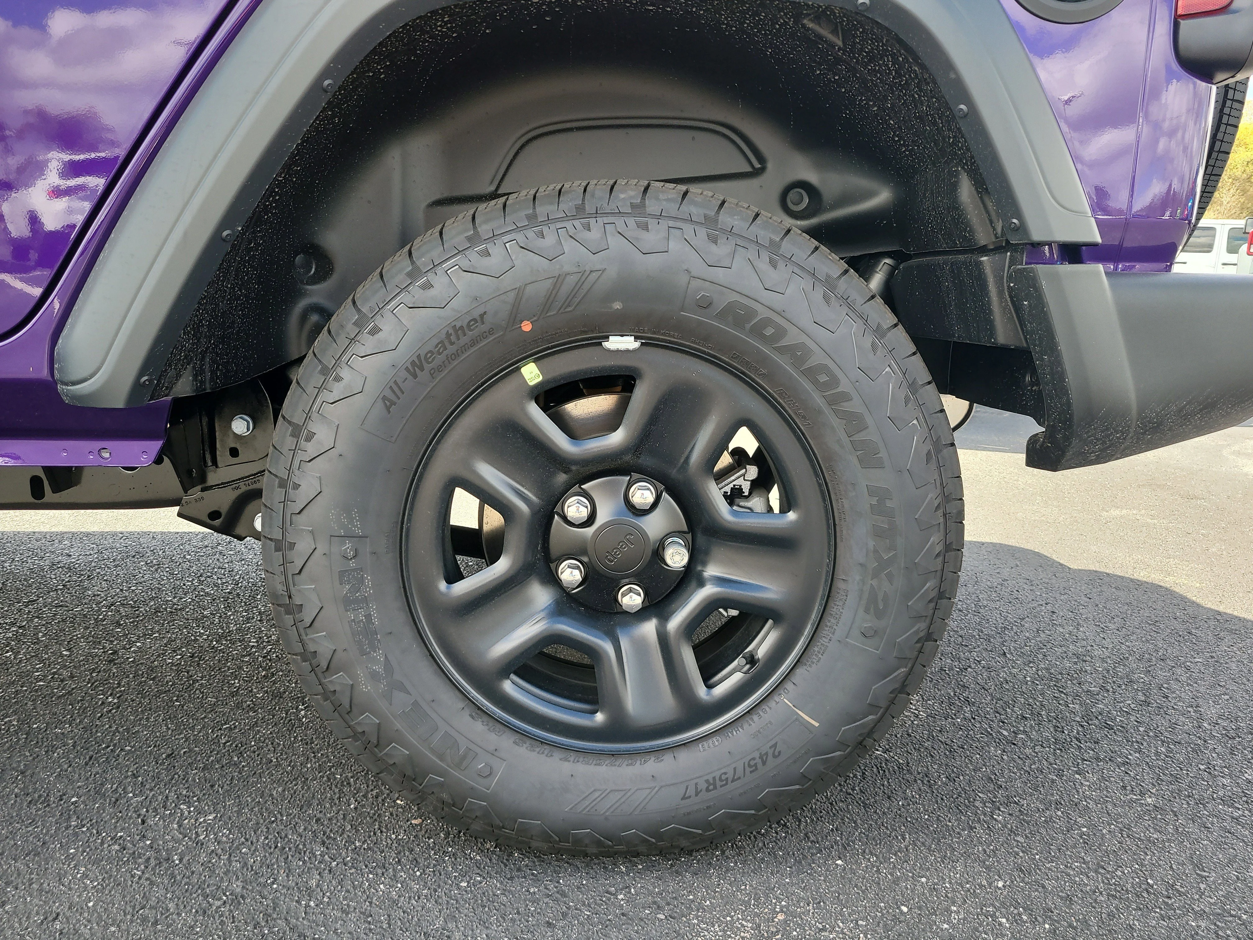 New 2026 Reign Jeep Sport image 9