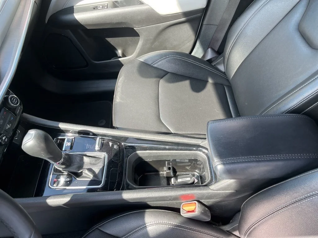 2025 Jeep Compass Limited - Photo 13